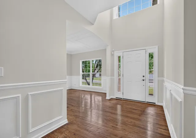 5th image of 16055 Selfridge Cir, Plainfield, IL 60586 | MLS# 12736254