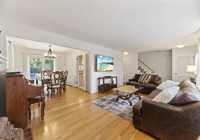5th image of 1130 E Lake Ave, Glenview, IL 60025 | MLS# 12736416