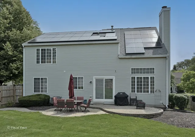 20th image of 300 Briarwood Ln, Algonquin, IL 60102 | MLS# 12736439