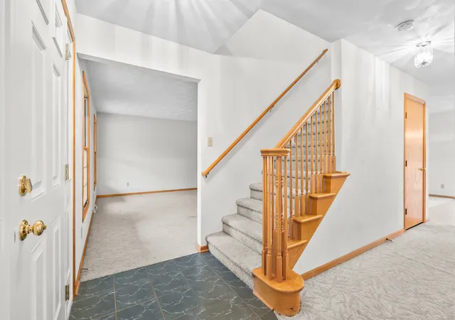 Photo 3 of Single family home for sale at 601 Fair Park Dr, Oregon, IL 61061 | MLS# 12736462 | Listing updated on 2026-09-01