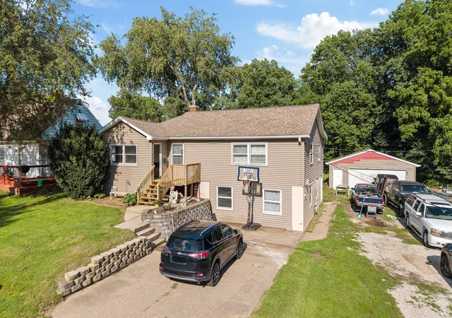 1st image of 515 8th St, Silvis, IL 61282 | MLS# 12736525