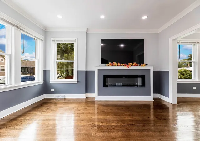 Photo 2 of Sale Pending at 6438 S Hoyne Ave, Chicago, IL 60636 | MLS# 12736605 | Listing updated on 2026-08-31