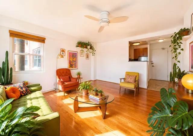 3rd image of 2909 N Sheridan Rd #1703, Chicago, IL 60657 | MLS# 12736627