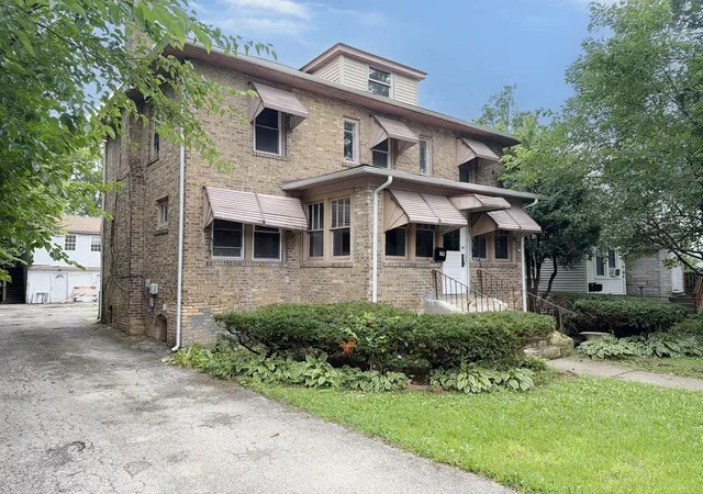 4th image of 2025 Dodge Ave, Evanston, IL 60201 | MLS# 12736637