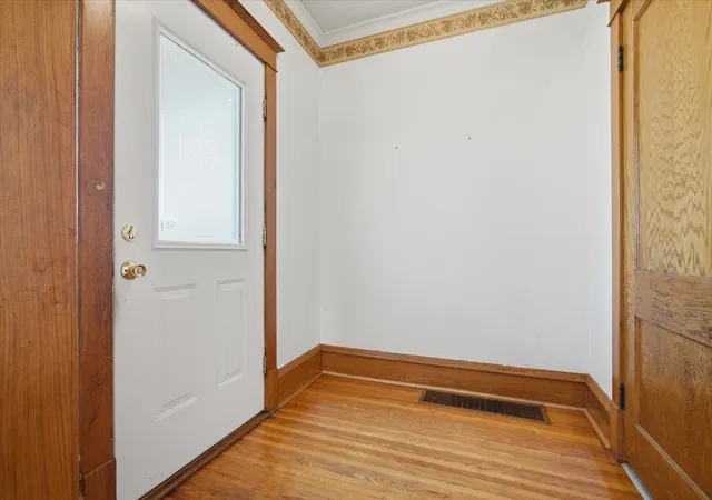 Photo 3 of Single family home for sale at 198 W 1st Street, El Paso, IL 61738 | MLS# 12736645 | Listing updated on 2026-09-21