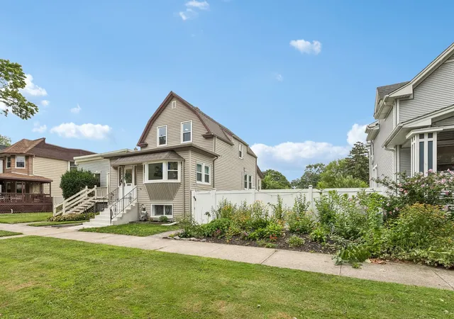 2nd image of 1040 Dunlop Ave, Forest Park, IL 60130 | MLS# 12736646