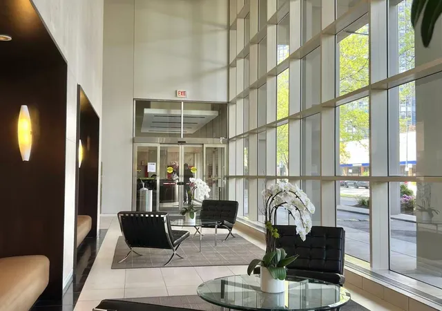 4th image of 5320 N Sheridan Rd #2203, Chicago, IL 60640 | MLS# 12736660