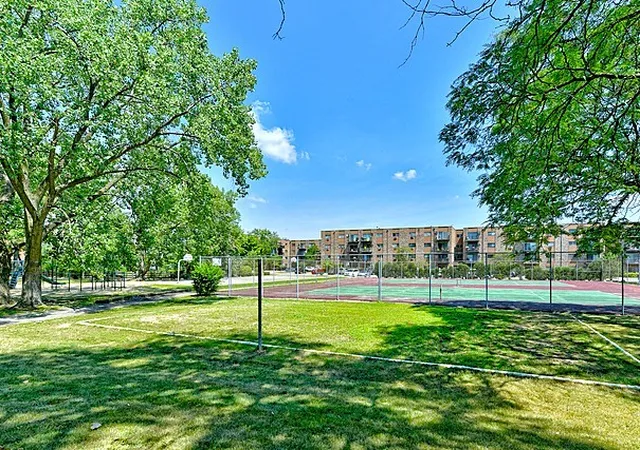 11th image of 8894 Knight Ave #213, Des Plaines, IL 60016 | MLS# 12736674