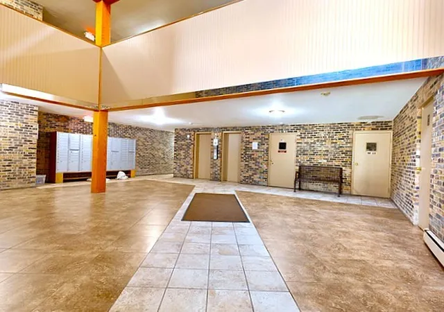 4th image of 8894 Knight Ave, Des Plaines, IL 60016