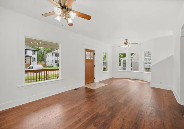 Photo 2 of Single family home for sale at 725 N 11th Street, De Kalb, IL 60115 | MLS# 12736677 | Listing updated on 2026-08-25
