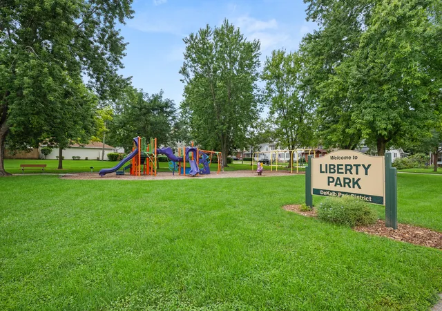 Photo 34 of Single family home for sale at 725 N 11th Street, De Kalb, IL 60115 | MLS# 12736677 | Listing updated on 2026-08-25