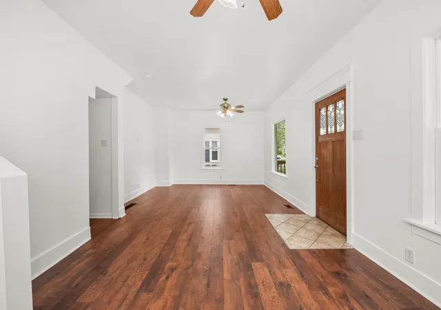 Photo 4 of Single family home for sale at 725 N 11th Street, De Kalb, IL 60115 | MLS# 12736677 | Listing updated on 2026-08-25