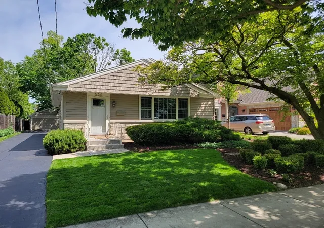 1st image of 229 Fuller Rd, Hinsdale, IL 60521 | MLS# 12736682