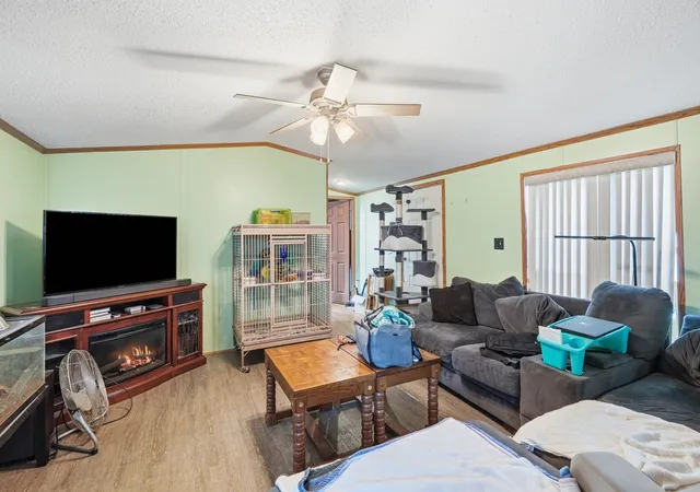 Photo 3 of Manufactured home for sale at 141 Flamingo Dr, Beecher, IL 60401 | MLS# 12736705 | Listing updated on 2026-09-09