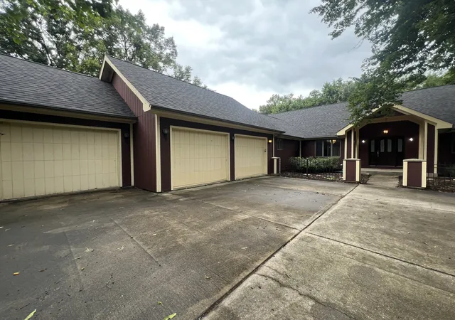 3rd image of 24535 W Woodridge Wy, Joliet, IL 60404 | MLS# 12736721