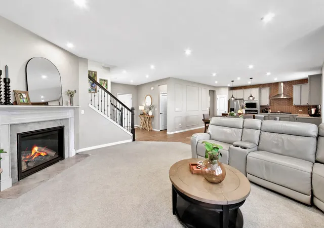 4th image of 4291 Wanderlust Dr, Algonquin, IL 60102 | MLS# 12736722