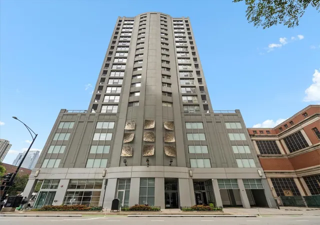 Photo 1 of Condo for sale at 600 N Dearborn St #1912, Chicago, IL 60654 | MLS# 12736739 | Listing updated on 2026-08-25