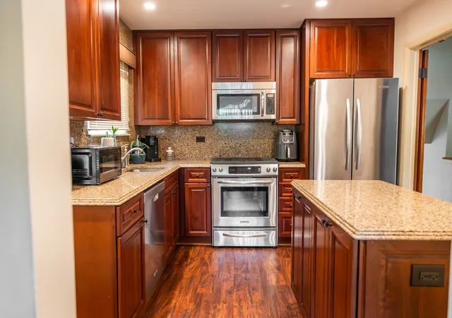 Photo 2 of Single family home for sale at 400 S Mount Prospect Rd, Mount Prospect, IL 60056 | MLS# 12736754 | Listing updated on 2026-08-26
