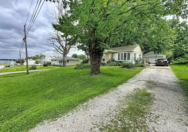 3rd image of 245 Mansur Ave, Carbon Cliff, IL 61239 | MLS# 12736778
