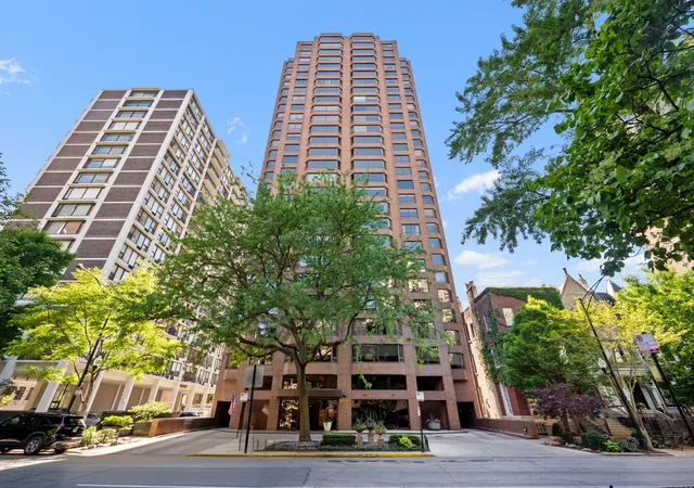 2nd image of 1410 N State Pkwy #27B, Chicago, IL 60610 | MLS# 12736788