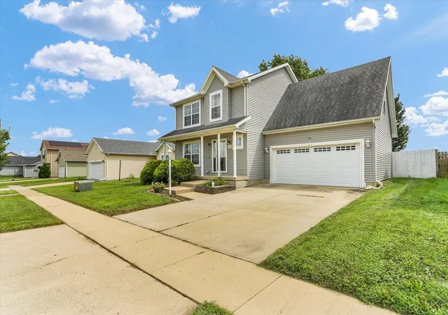 Photo 3 of Single family home for sale at 4103 Pebblebrook Ln, Champaign, IL 61822 | MLS# 12736825 | Listing updated on 2026-10-05