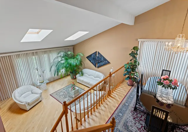 Photo 4 of Single family home for sale at 2141 W Cimarron Way, Addison, IL 60101 | MLS# 12736872 | Listing updated on 2026-09-07
