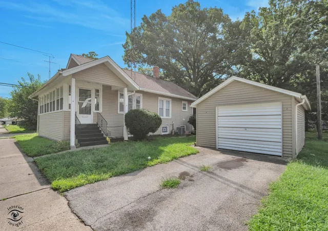 2nd image of 850 E Bourbonnais St, Kankakee, IL 60901 | MLS# 12736887