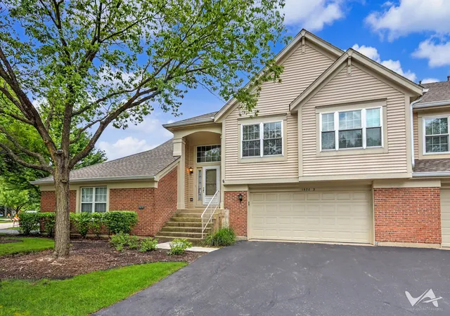 Townhouse for sale at 1620 Columbia Cir #2, Bartlett, IL 60103 | MLS# 12736933