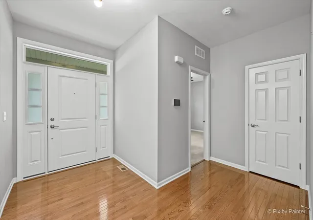 5th image of 341 Foxford Dr, Cary, IL 60013 | MLS# 12736939