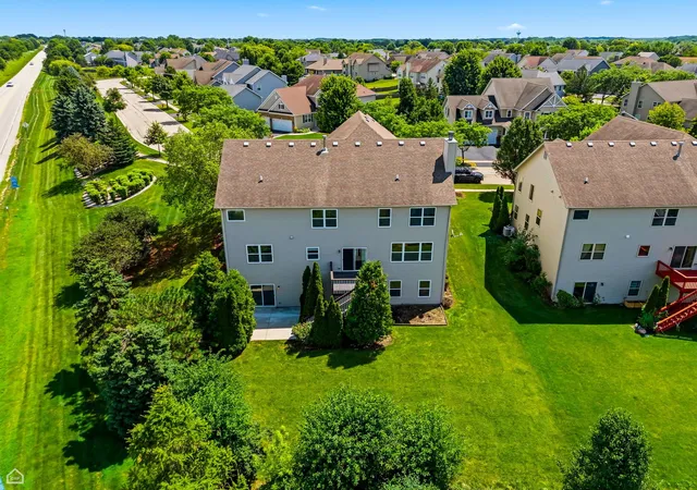 Photo 2 of Single family home for sale at 5218 Greenshire Cir, Lake In The Hills, IL 60156 | MLS# 12736947 | Listing updated on 2026-08-28