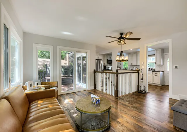 3rd image of 4615 W Lake Shore Dr, Wonder Lake, IL 60097 | MLS# 12736966