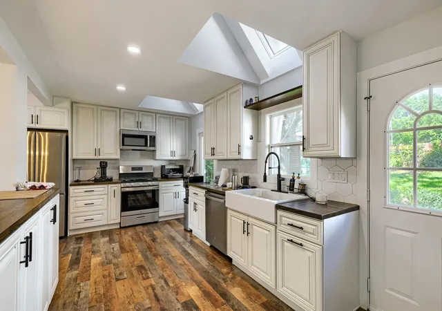 4th image of 4615 W Lake Shore Dr, Wonder Lake, IL 60097 | MLS# 12736966