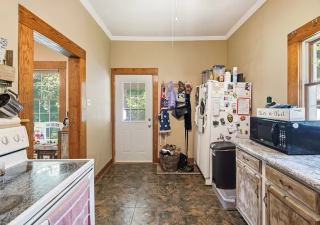 Photo 3 of Single family home for sale at 14264 Mustang Rd, Marion, IL 62959 | MLS# 12737008 | Listing updated on 2026-08-25