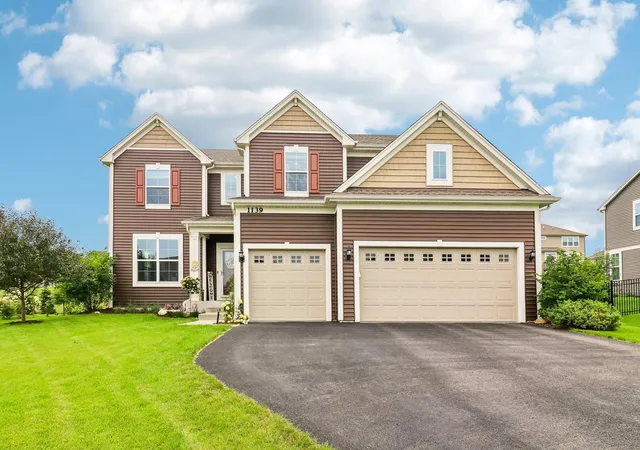 1st image of 1139 River Birch Blvd, Crystal Lake, IL 60012 | MLS# 12737017