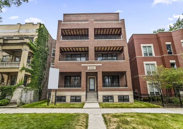 Photo 1 of Condo for sale at 4316 S Michigan Ave #1N, Chicago, IL 60653 | MLS# 12737018 | Listing updated on 2026-08-25
