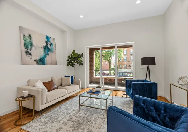 Photo 2 of Condo for sale at 4316 S Michigan Ave #1N, Chicago, IL 60653 | MLS# 12737018 | Listing updated on 2026-08-25