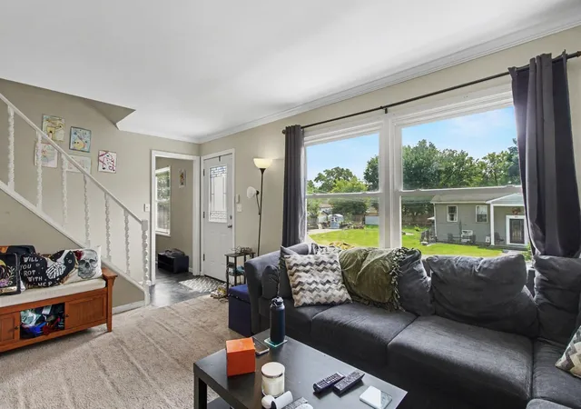 Photo 2 of Single family home for sale at 426 Redwing Dr, Round Lake Beach, IL 60073 | MLS# 12737020 | Listing updated on 2026-08-27