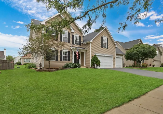image of 2145 Whitetail Dr, Aurora, IL 60503 | MLS# 12737022