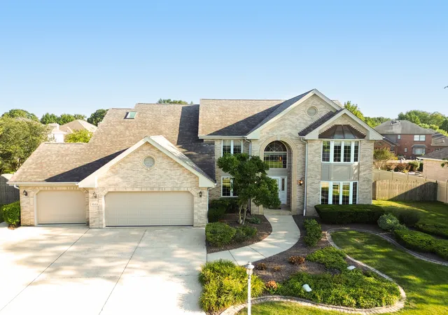 2nd image of 1522 Coventry Ln, Munster, IN 46321 | MLS# 12737053