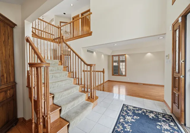 4th image of 1522 Coventry Ln, Munster, IN 46321 | MLS# 12737053