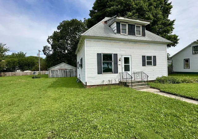 2nd image of 606 E Ethel St, St. Joseph, IL 61873 | MLS# 12737056