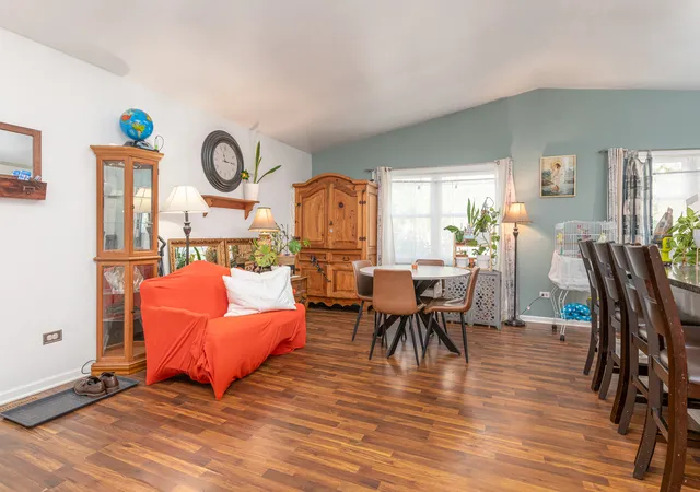 Photo 2 of Single family home for sale at 35706 N Laurel Ave, Ingleside, IL 60041 | MLS# 12737102 | Listing updated on 2026-09-06