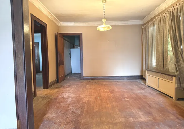 Photo 3 of Sale Pending at 8115 S Dante Ave, Chicago, IL 60619 | MLS# 12737131 | Listing updated on 2026-08-26