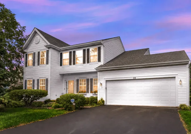 1st image of 88 Stable Wy, Lindenhurst, IL 60046 | MLS# 12737153