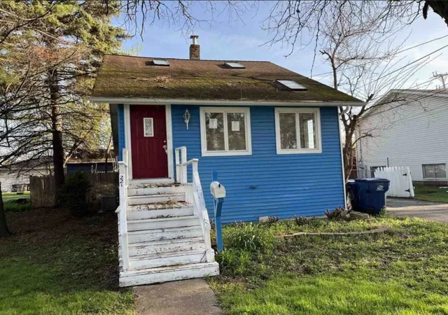 Photo 2 of Single family home for sale at 221 Riverside Ct, Villa Park, IL 60181 | MLS# 12737189 | Listing updated on 2026-08-21