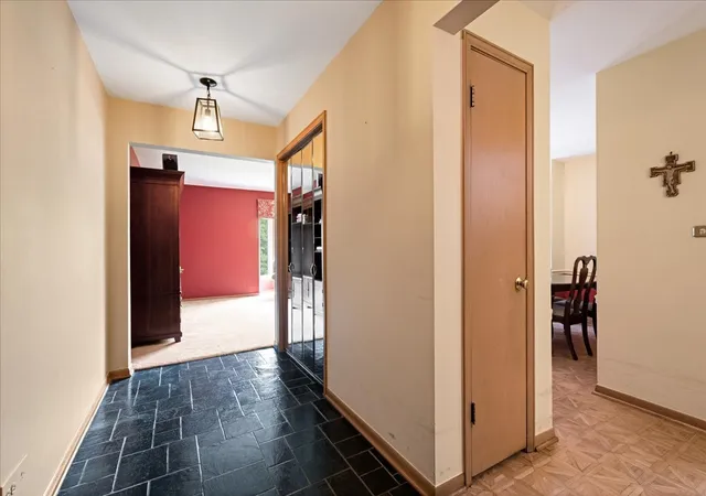 Photo 2 of Condo for sale at 300 Thames Pkwy #3F, Park Ridge, IL 60068 | MLS# 12737237 | Listing updated on 2026-08-26