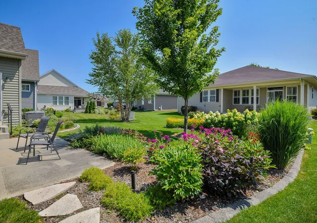 4th image of 2612 Drexel Dr, Naperville, IL 60564 | MLS# 12737243