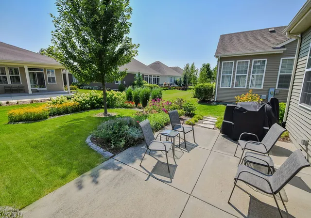 5th image of 2612 Drexel Dr, Naperville, IL 60564 | MLS# 12737243