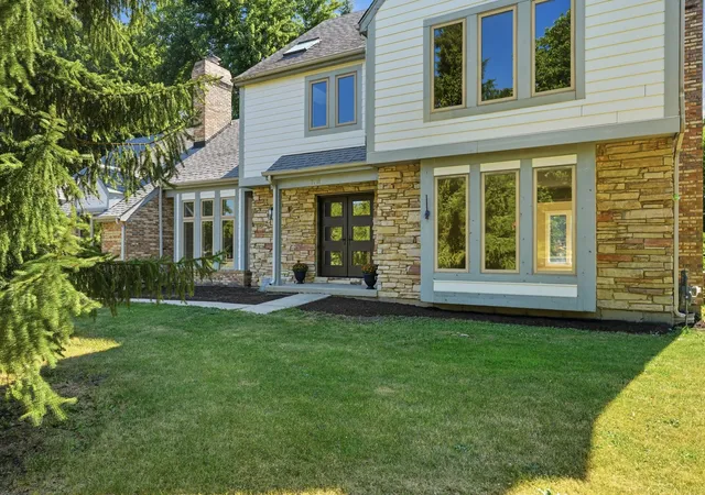 2nd image of 7711 Dairy Ln, Lakewood, IL 60014 | MLS# 12737262
