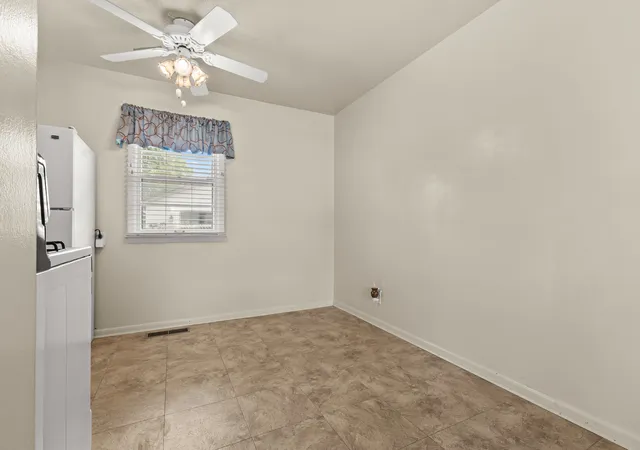 Photo 4 of Sale Pending at 2013 Evans Ave, Loves Park, IL 61111 | MLS# 12737272 | Listing updated on 2026-08-25
